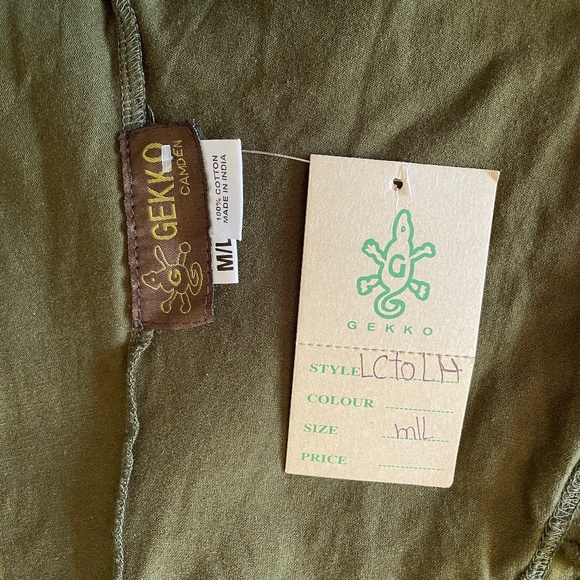 *NWT* GEKKO Dark Olive Green Top with Back Lacing Detail side M/L - Picture 3 of 9